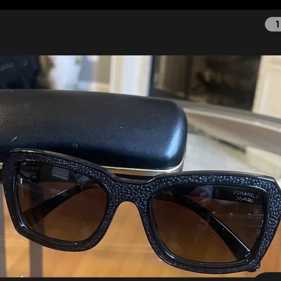 CHANEL  “Black Caviar”New  Sunglasses Gold 6047-Q ￼ c.622/S8  Size 54-20/140  3P